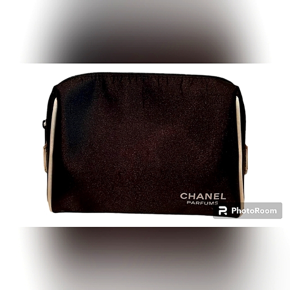 CHANEL Bags Chanel Authentic Cosmetic Bag With White Trim Excellent